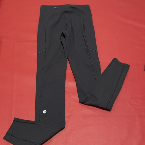 Lululemon Speed Up Leggings 28” - Picture 6 of 11